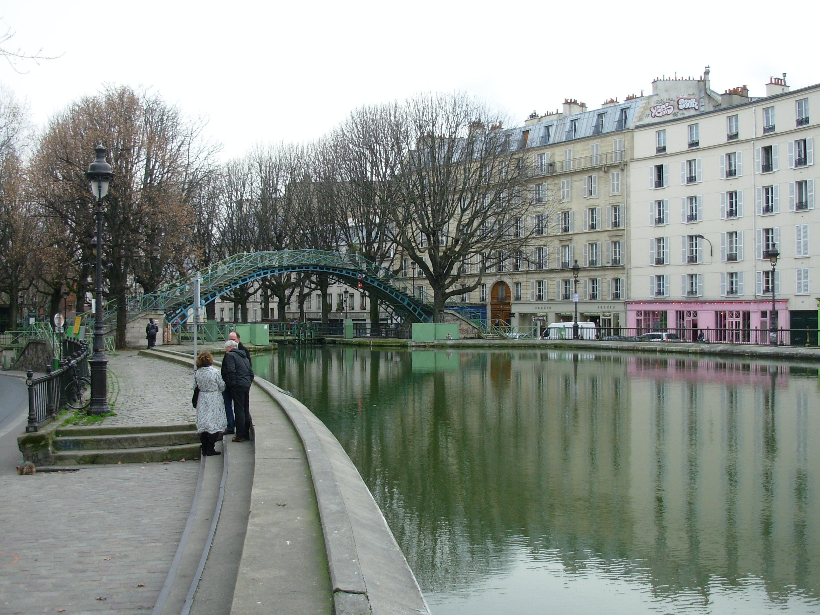 il canale saint-martin a parigi
